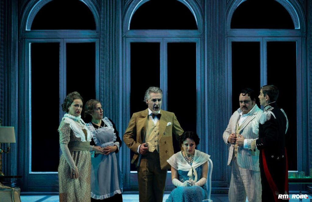 “LUCE E MAGIA SUL PALCO: IL PROGETTO LUMINOTECNICO CON I PRODOTTI ROBE PER L’OPERA “LA LUPA E “IL BERRETTO A SONAGLI” AL TEATRO MASSIMO BELLINI DI CATANIA”