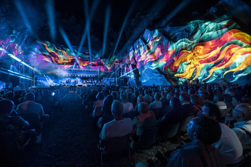 TONES TEATRO NATURA: UN PALCOSCENICO PER IL FUTURO